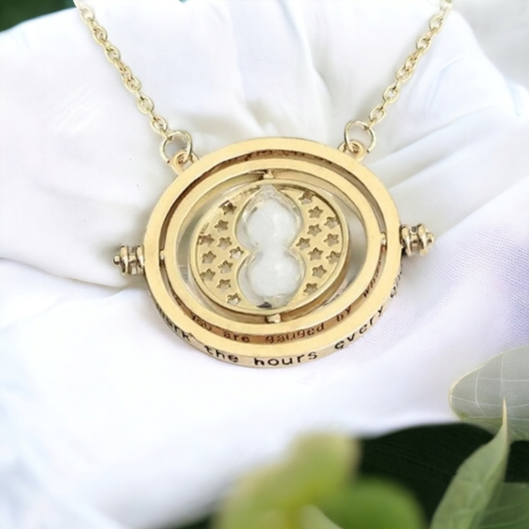 Cinereplicas Jewelry - NEW Cinereplicas Harry Potter Time Turner Necklace
